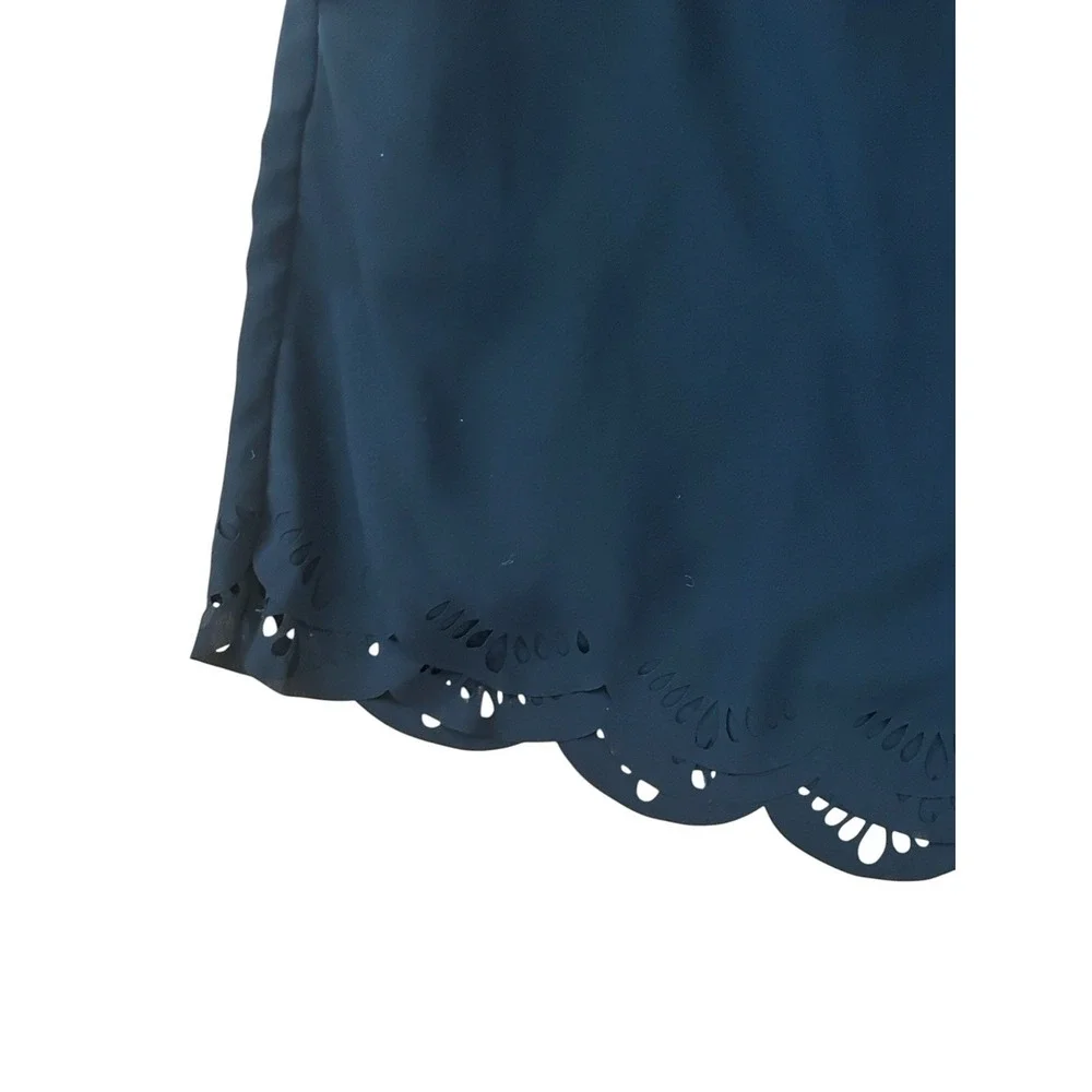 Lauren Conrad Black Scalloped Laser-Cut Eyelet Shorts Woman SZ L Pockets